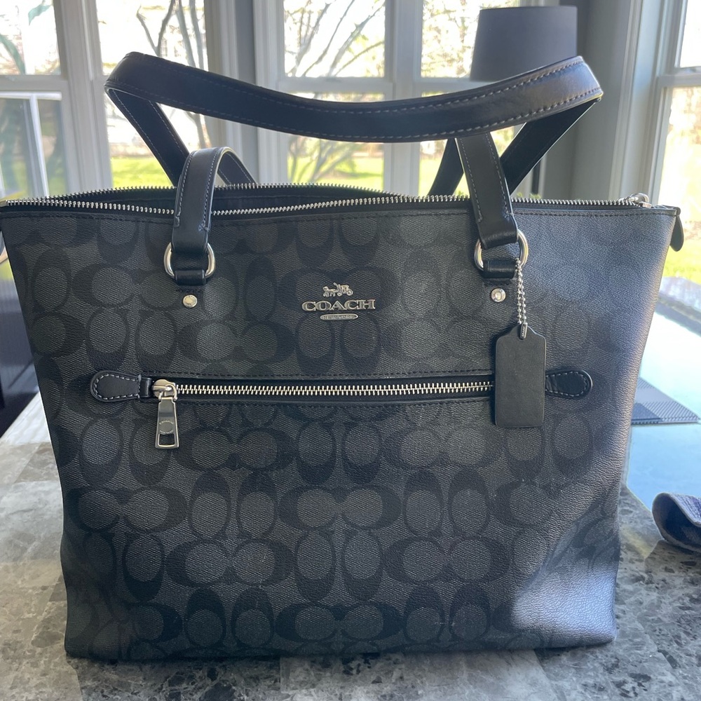 Coach Black Signature Tote Bag